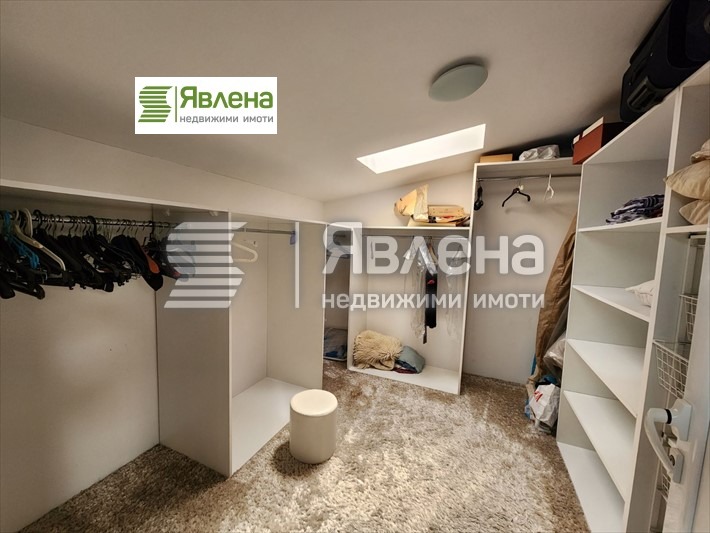 Продава МНОГОСТАЕН, гр. София, Център, снимка 14 - Апартаменти - 53001643
