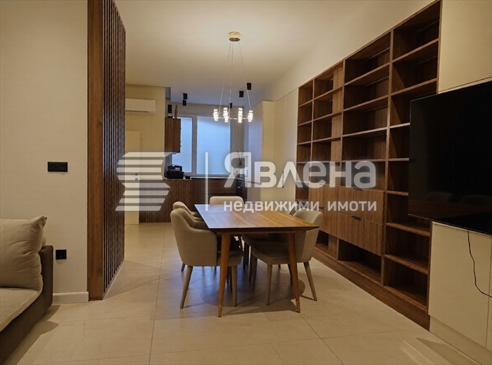 Продава КЪЩА, гр. Пловдив, Остромила