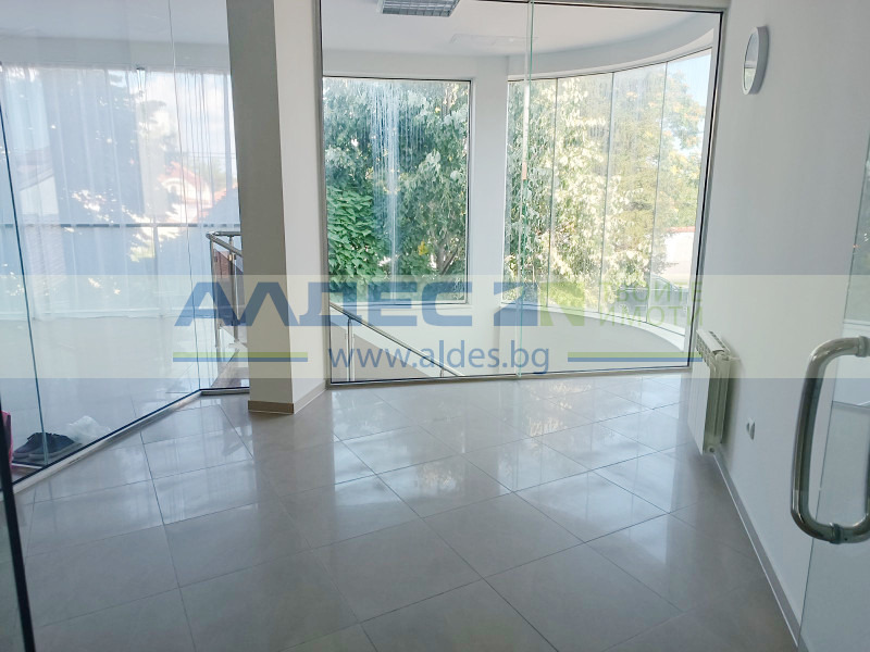 In vendita  Negozio Sofia , Orlandovtsi , 390 mq | 70295626