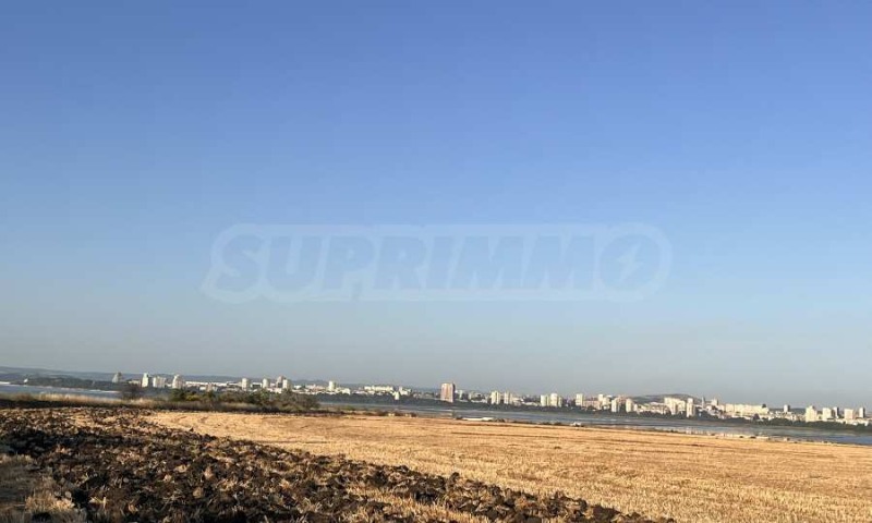 Na prodej  Spiknutí Burgas , Sarafovo , 4276 m2 | 89412319 - obraz [3]