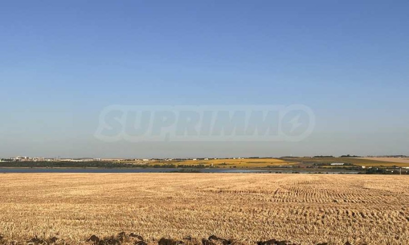 Na prodej  Spiknutí Burgas , Sarafovo , 4276 m2 | 89412319 - obraz [5]