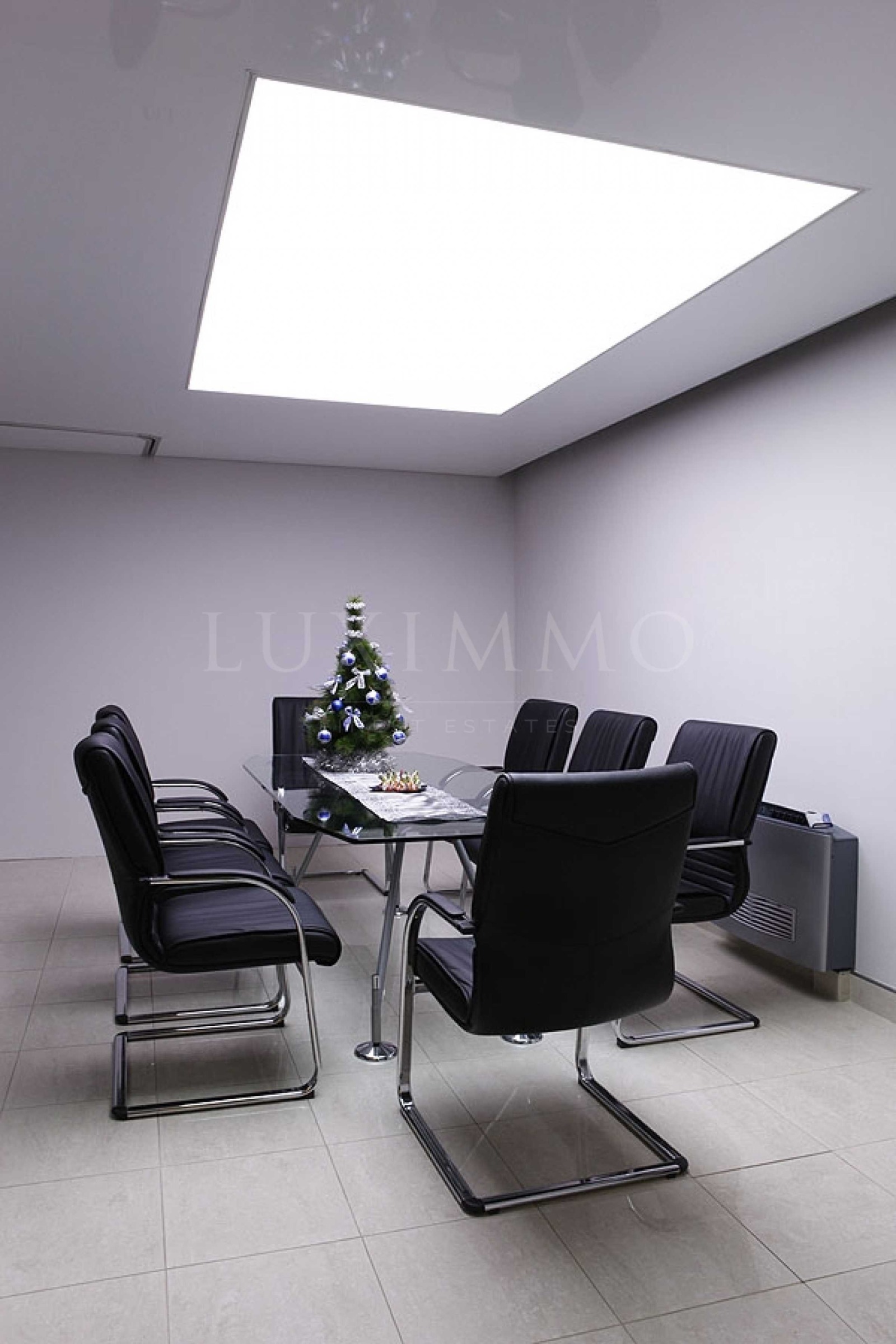 Продава ОФИС, гр. София, Оборище, снимка 7 - Офиси - 55790477