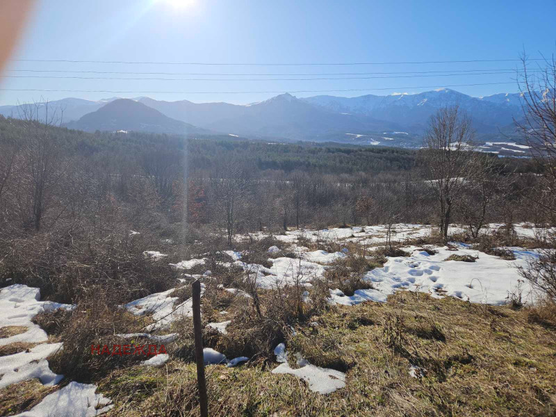 Продава ПАРЦЕЛ в област Ловеч, гр. Априлци - 8070 кв.м / 49 000 € » 95 835.67 лв., НАДЕЖДА