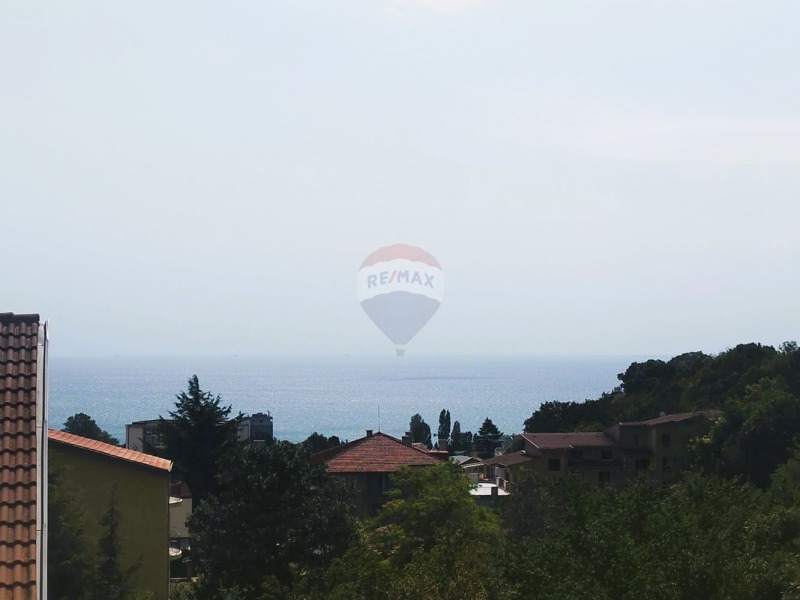 Προς πώληση  2 υπνοδωμάτια Βαρνα , μ-τ Αλεν μακ , 131 τ.μ | 76086117