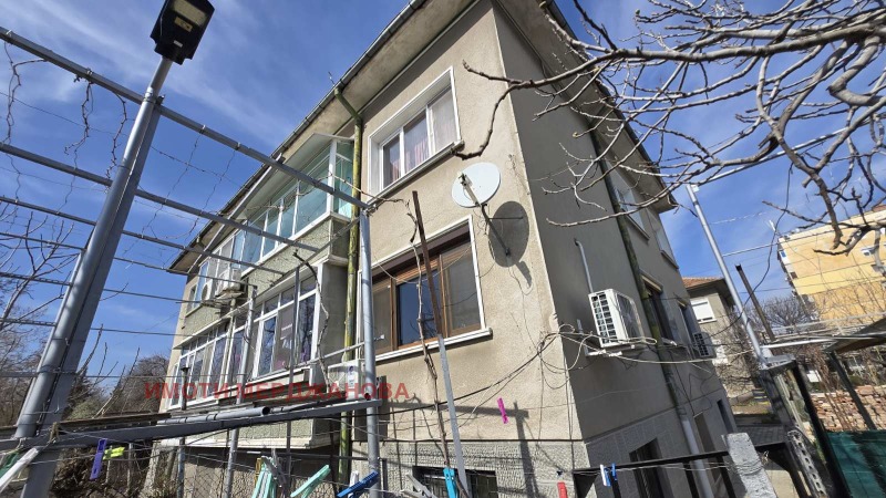 Te koop  3 slaapkamers Stara Zagora , Koljo Gantsjev , 101 m² | 30347955 - afbeelding [2]