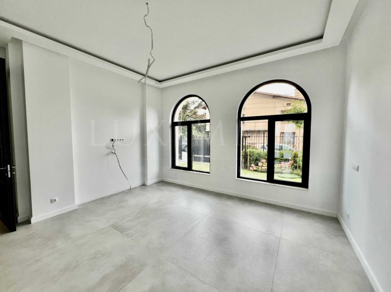Eladó  Ház Sofia , Dragalevci , 248 négyzetméter | 74513660 - kép [11]
