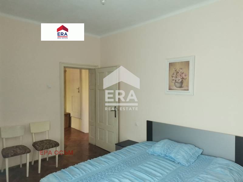 Продава КЪЩА, гр. Ловеч, Център, снимка 8 - Къщи - 53518423