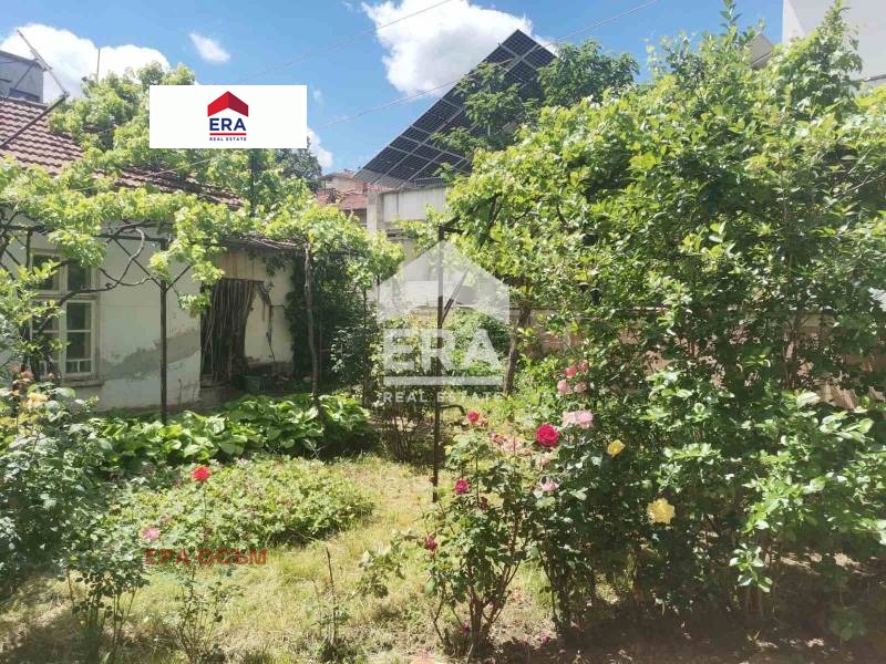 Продава КЪЩА, гр. Ловеч, Център, снимка 13 - Къщи - 53518423