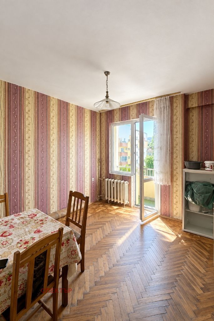 Продава 2-СТАЕН, гр. Перник, Център, снимка 4 - Апартаменти - 56354598