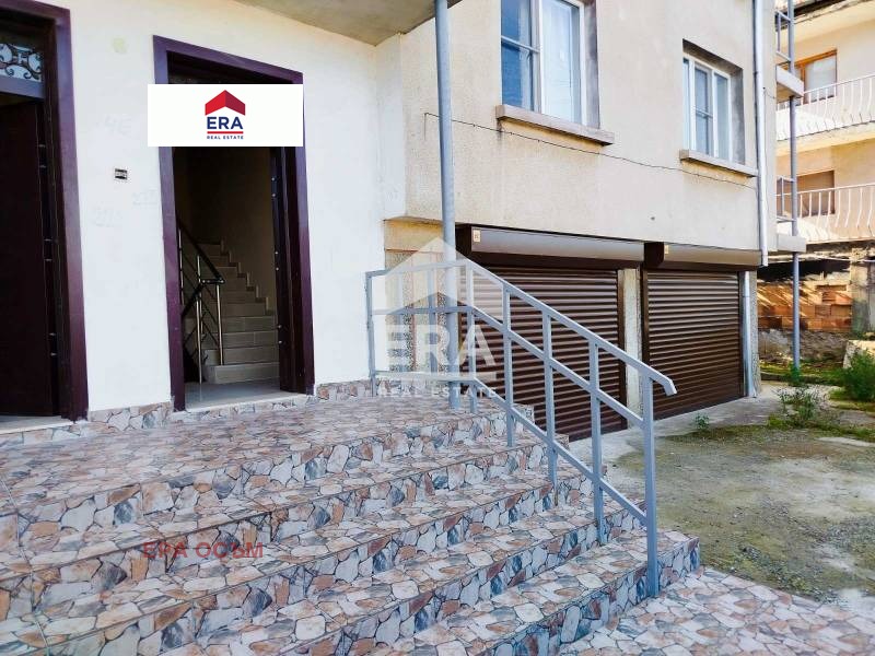 Продава КЪЩА, гр. Ловеч, Гозница, снимка 3 - Къщи - 53679888