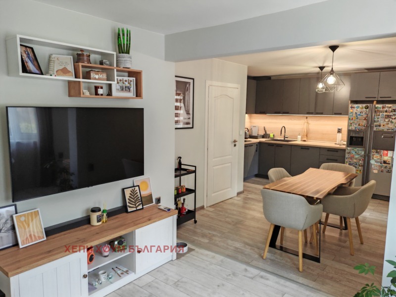 Satılık  2 yatak odası Ruse , Şirok centar , 108 metrekare | 59321469
