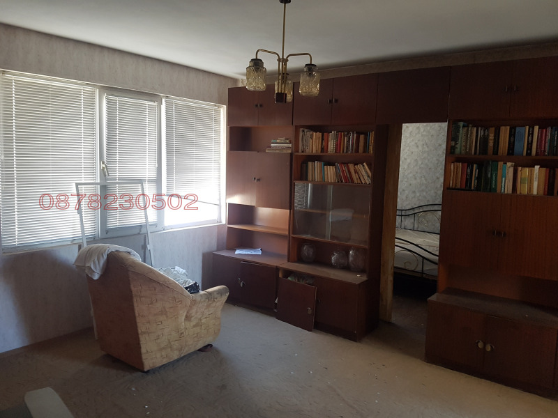 Продава ЕТАЖ ОТ КЪЩА, гр. Ямбол, Боровец, снимка 4 - Етаж от къща - 52783803