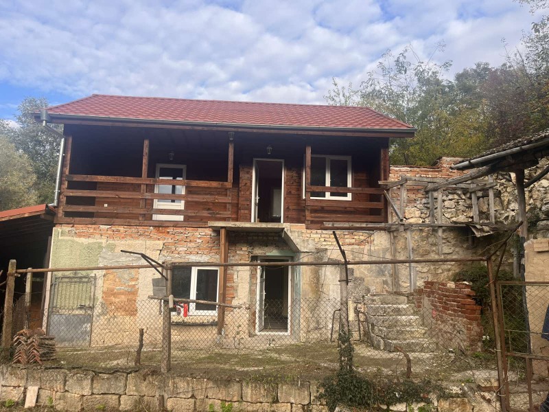 In vendita  Casa regione Ruse , Cherven , 120 mq | 70841959