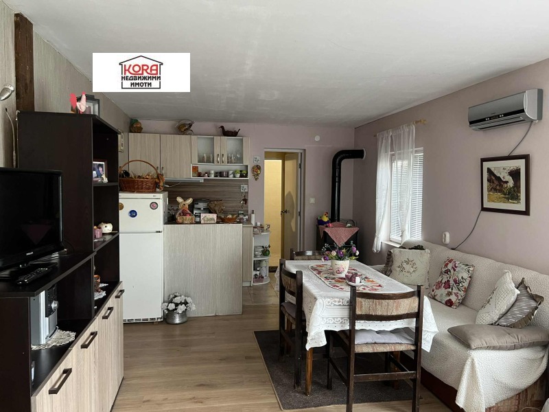 Продава КЪЩА, гр. Плевен, м-т Мъртва долина, снимка 2 - Къщи - 53152054