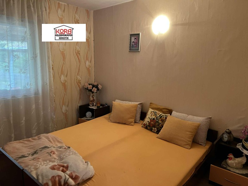 Продава КЪЩА, гр. Плевен, м-т Мъртва долина, снимка 8 - Къщи - 53152054