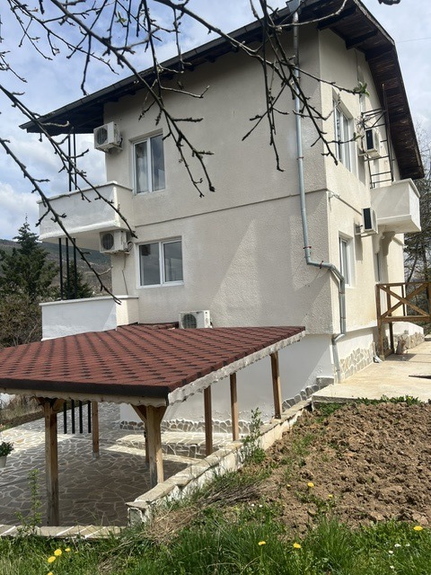 Продава КЪЩА, с. Свидня, област София област, снимка 2 - Къщи - 56259507