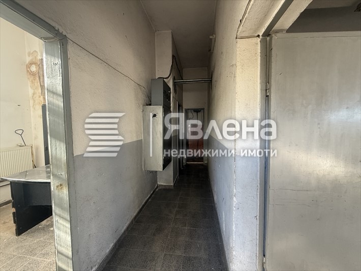 Продава ПРОМ. ПОМЕЩЕНИЕ, гр. Пловдив, Индустриална зона - Север, снимка 6 - Производствени сгради - 56229594