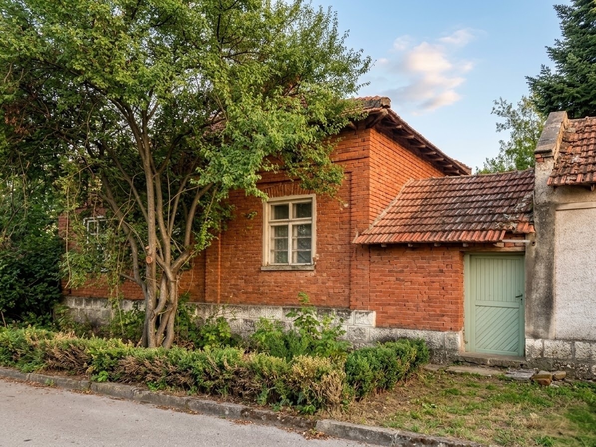 Продава КЪЩА, с. Равно, област Разград, снимка 2 - Къщи - 56273438