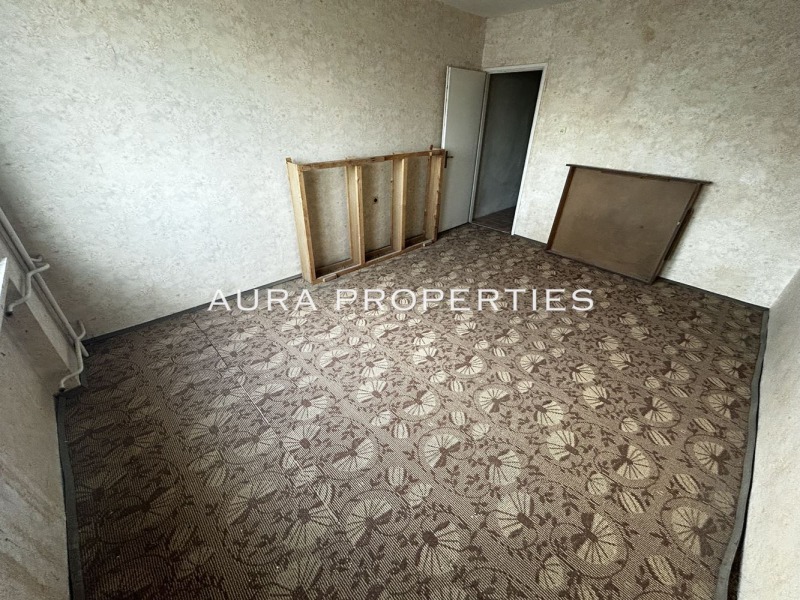 Продава 2-СТАЕН, гр. Разград, Освобождение, снимка 2 - Апартаменти - 52602903