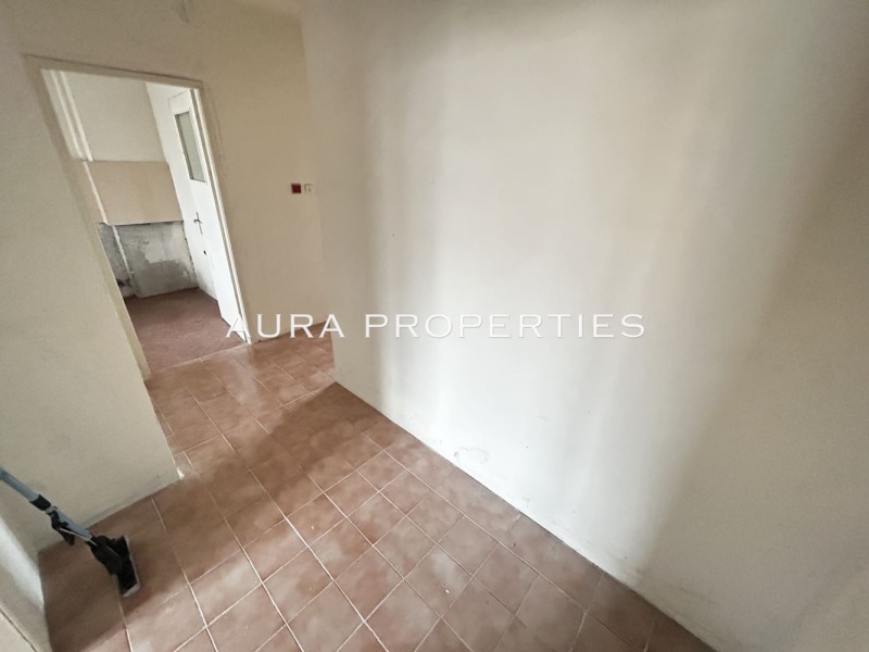 Продава 2-СТАЕН, гр. Разград, Освобождение, снимка 6 - Апартаменти - 52602903