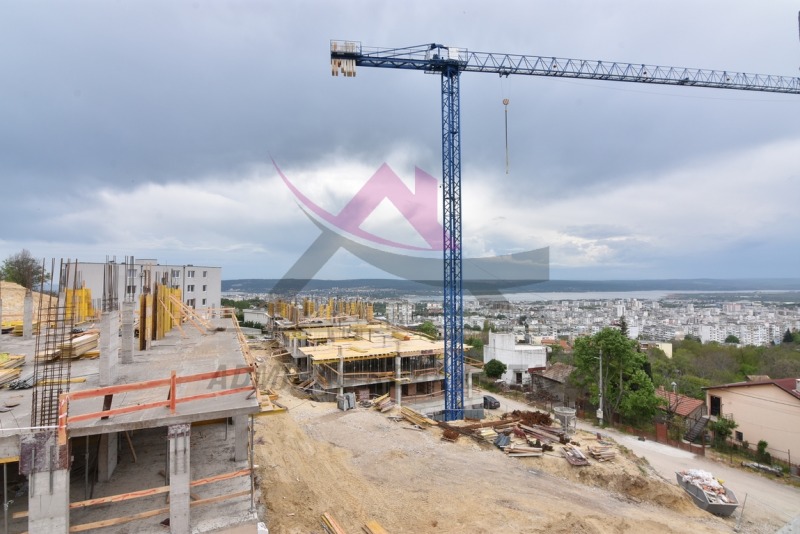 Продава  3-стаен град Варна , Възраждане 3 , 81 кв.м | 22588764