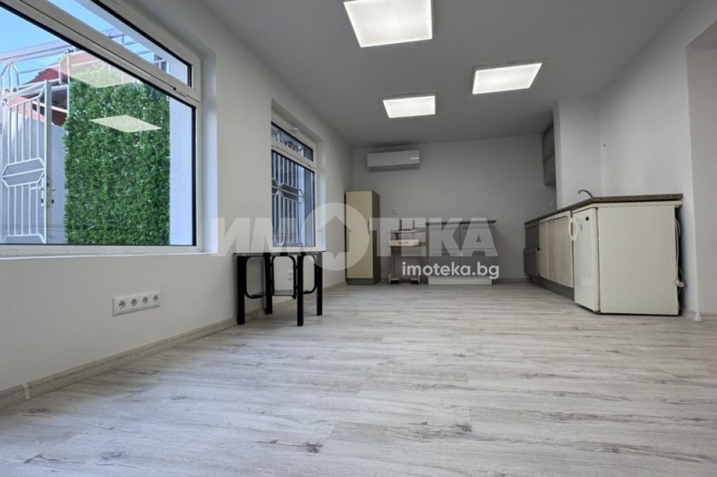 Продава МАГАЗИН, гр. Варна, Колхозен пазар, снимка 8 - Магазини - 51753050