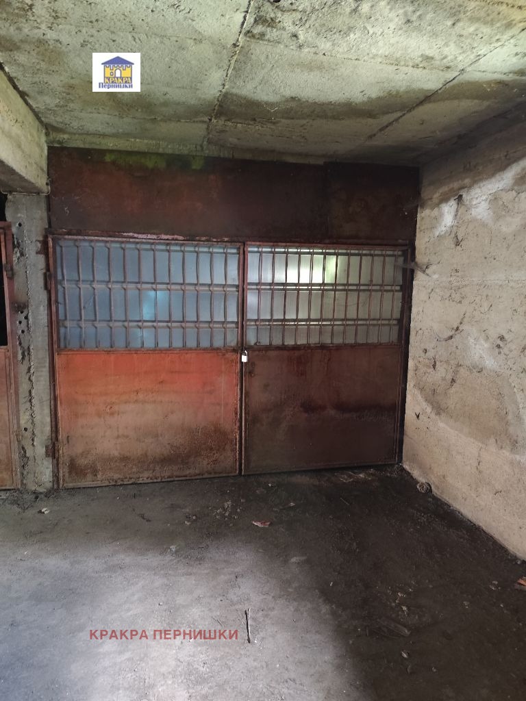 Satılık  Garaj Pernik , Centar , 18 metrekare | 66311403 - görüntü [4]