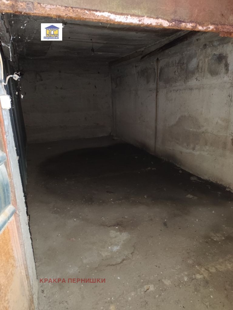 Satılık  Garaj Pernik , Centar , 18 metrekare | 66311403 - görüntü [2]