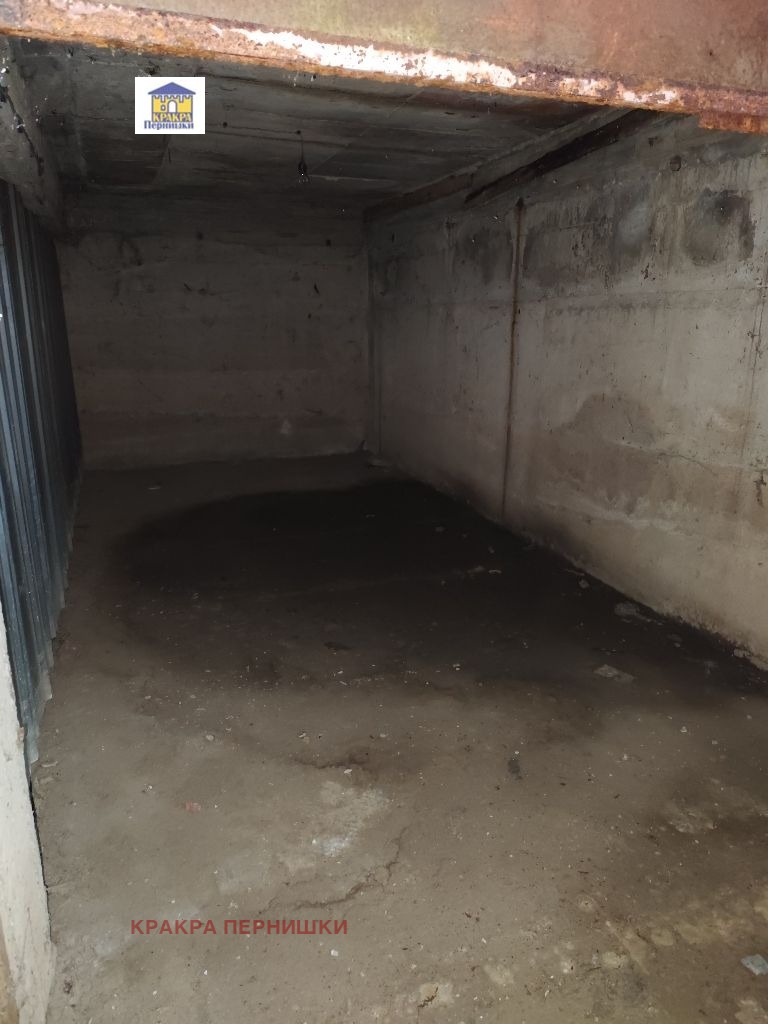 Satılık  Garaj Pernik , Centar , 18 metrekare | 66311403 - görüntü [3]
