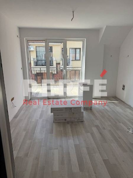 Продава  2-стаен, област Бургас, гр. Свети Влас • 67 298 EUR • ID 35728564 — holmes.bg - [1] 