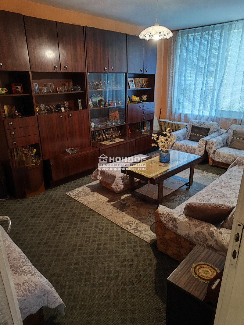 Eladó  2 hálószobás Plovdiv , Mladezski Halm , 88 négyzetméter | 44816749 - kép [2]