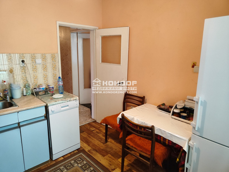Eladó  2 hálószobás Plovdiv , Mladezski Halm , 88 négyzetméter | 44816749 - kép [4]