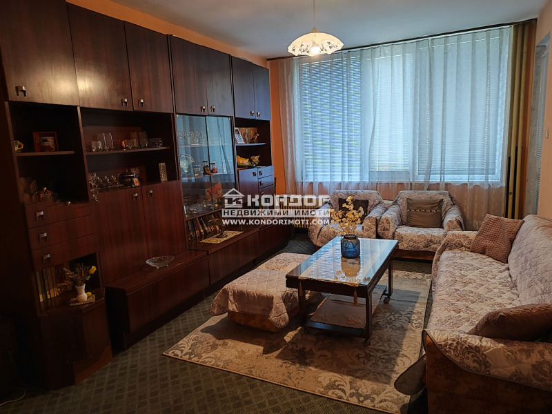 Eladó  2 hálószobás Plovdiv , Mladezski Halm , 88 négyzetméter | 44816749