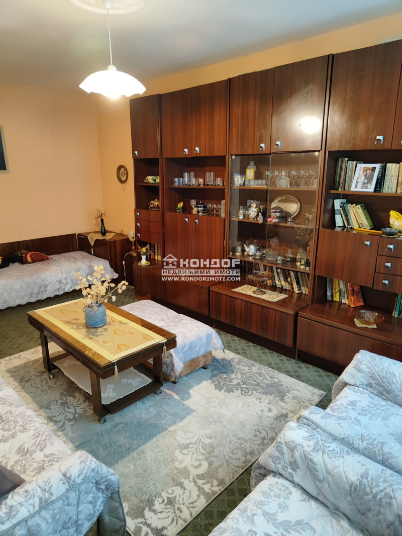 Eladó  2 hálószobás Plovdiv , Mladezski Halm , 88 négyzetméter | 44816749 - kép [3]