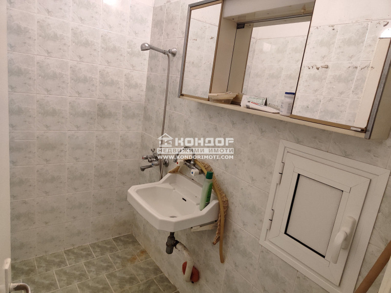 Eladó  2 hálószobás Plovdiv , Mladezski Halm , 88 négyzetméter | 44816749 - kép [12]