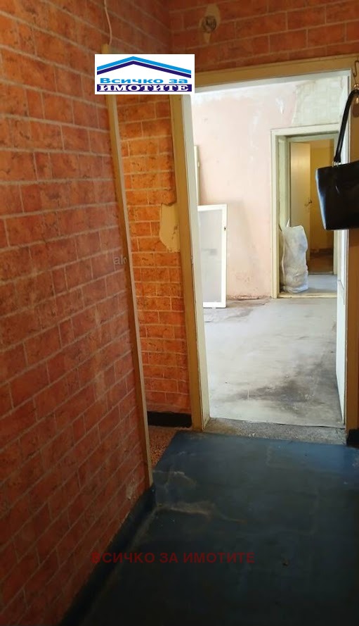 Продава 3-СТАЕН, гр. Русе, Здравец Изток, снимка 4 - Апартаменти - 53518893