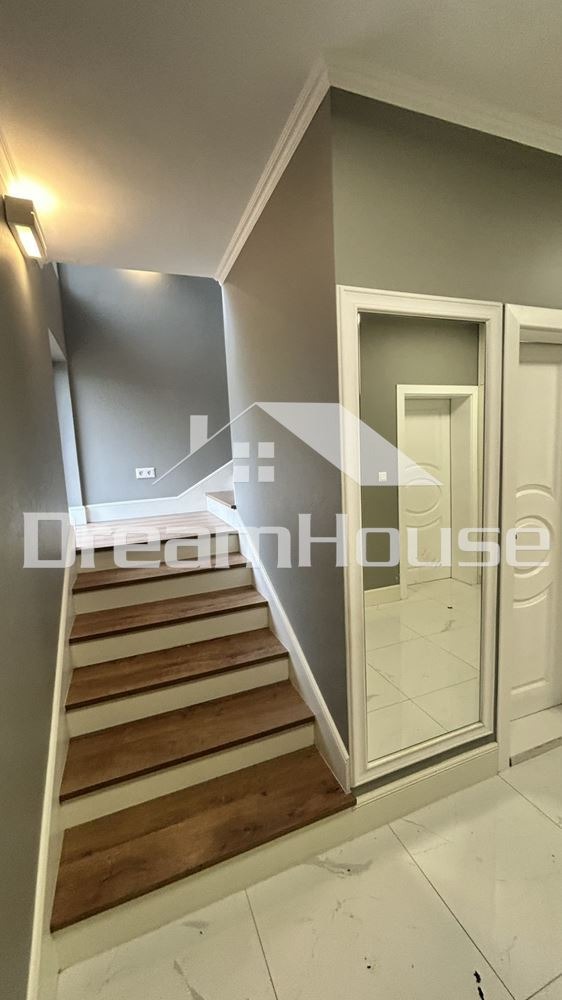 Продава КЪЩА, с. Белащица, област Пловдив, снимка 11 - Къщи - 52772447