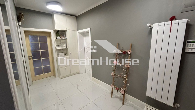 Продава КЪЩА, с. Белащица, област Пловдив, снимка 8 - Къщи - 52772447