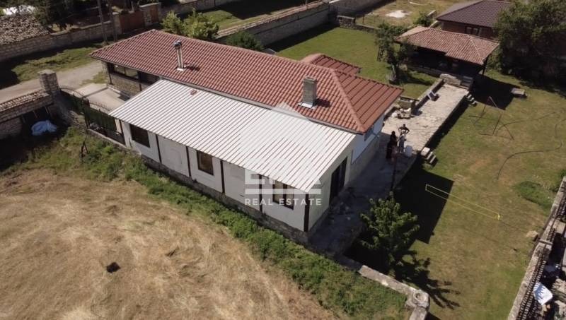 Продава КЪЩА, с. Петров дол, област Варна, снимка 6 - Къщи - 55190518