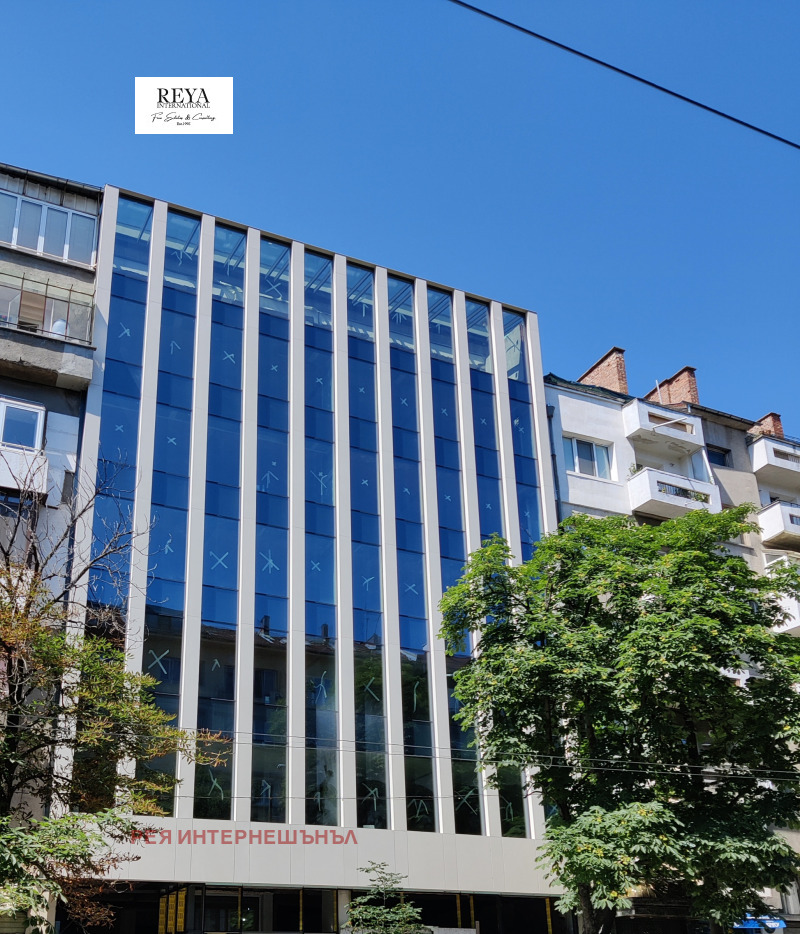 Продава БИЗНЕС ИМОТ, гр. София, Център