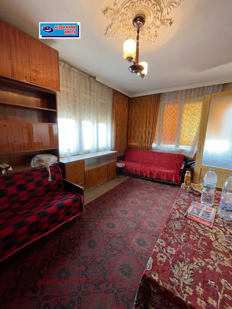 Продава МНОГОСТАЕН в област Велико Търново, гр. Горна Оряховица - 108 кв.м / 68 000 € » 132 996.44 лв., НЕДВИЖИМИ ИМОТИ - ИВА