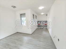 Studio Kjuczuk Pariż, Plowdiw