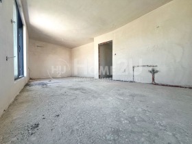 1 makuuhuone Hristo Smirnenski, Plovdiv
