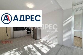 3-стаен град Варна, Владислав Варненчик 1
