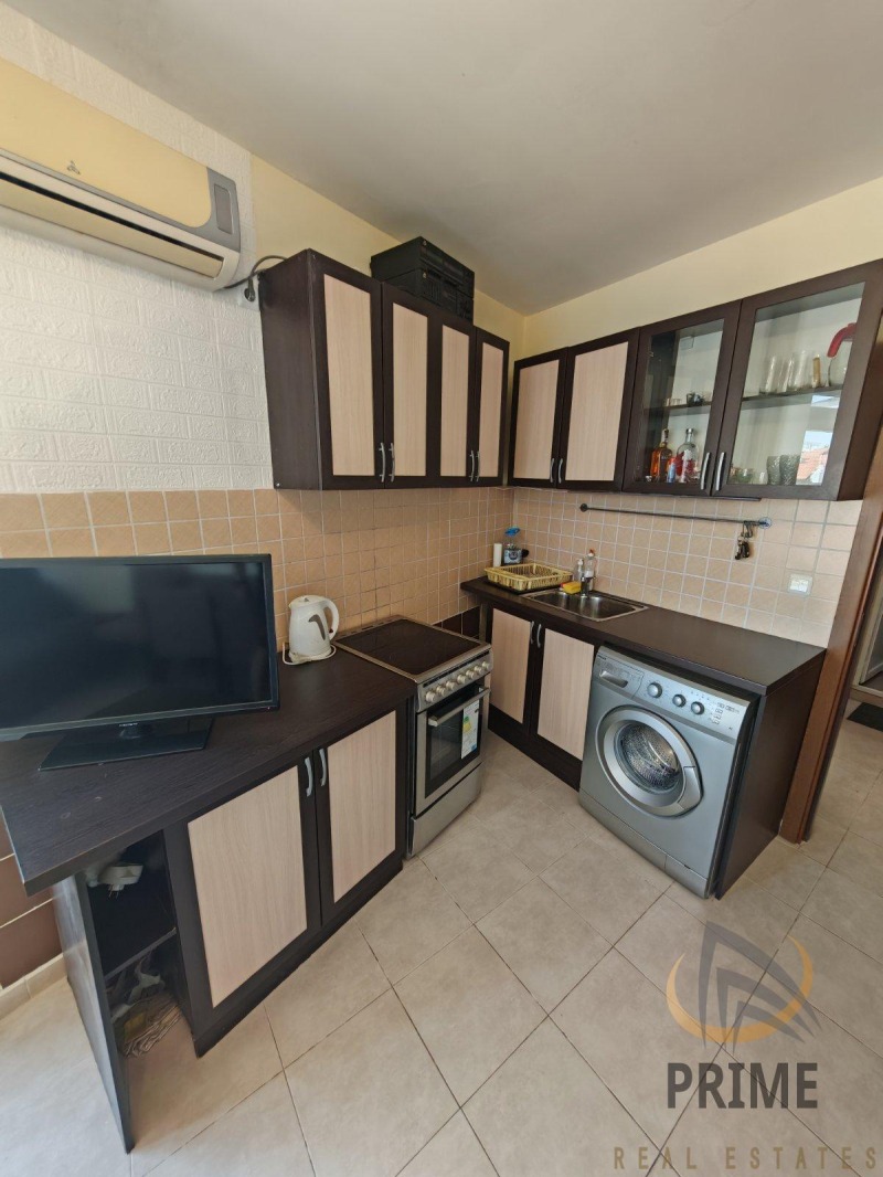 Продава  2-стаен град Бургас , Сарафово , 55 кв.м | 61391875