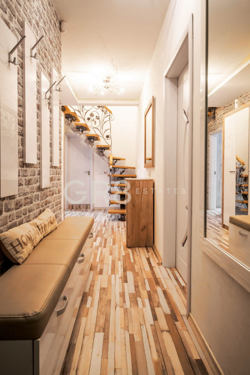 Til salgs  Maisonette Sofia , Banisjora , 130 kvm | 25091358