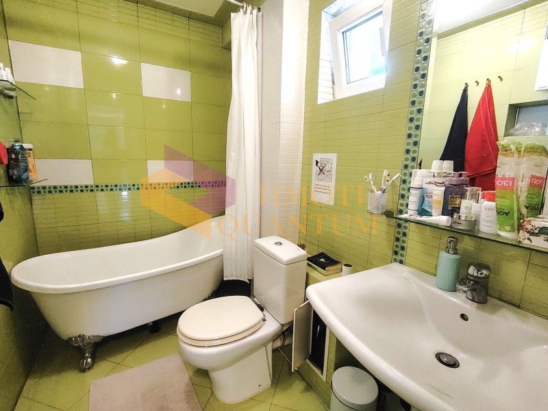 Продава КЪЩА, гр. Варна, м-т Евксиноград, снимка 10 - Къщи - 52400219