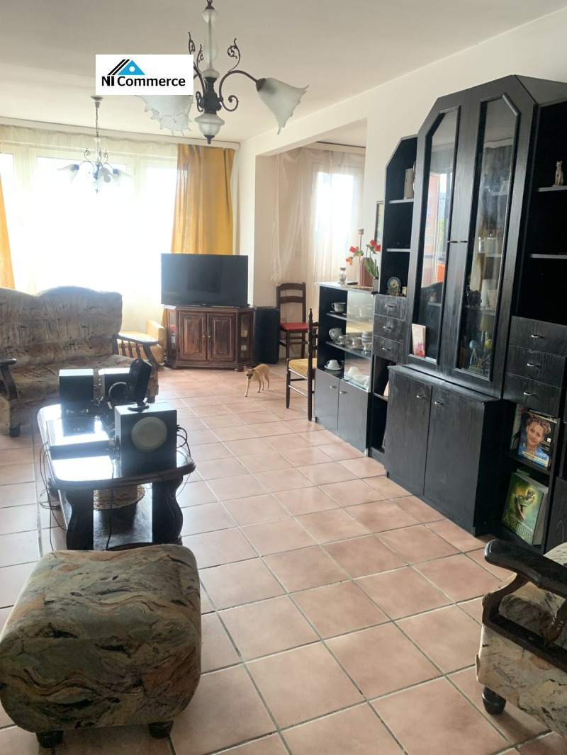 Продава 4-СТАЕН в град София, Изток - 126 кв.м / 330 000 € » 645 423.90 лв., НИ КОМЕРС