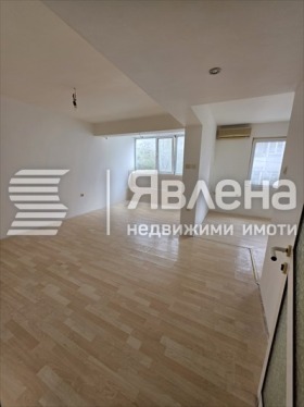 3 sovrum Pobeda, Varna