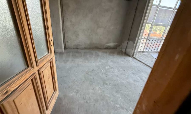 Продаја  2 спаваће собе Велико Тарново , Центар , 100 м2 | 75955403 - слика [4]